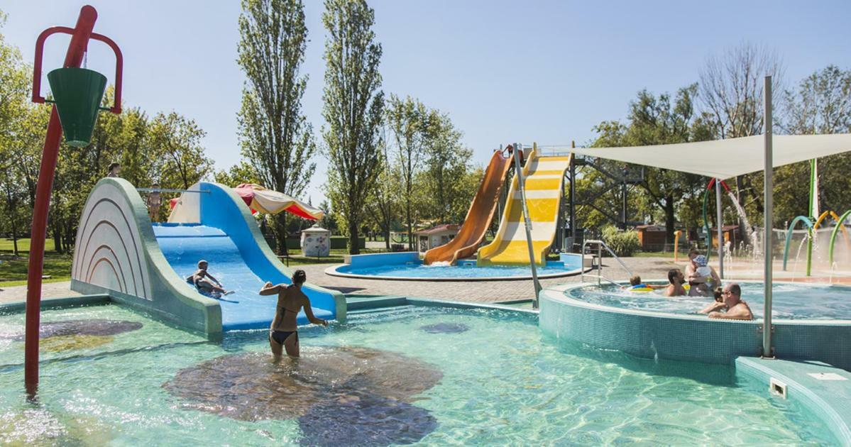 Kids' Paradise House Балатонбоглар Екстер'єр фото